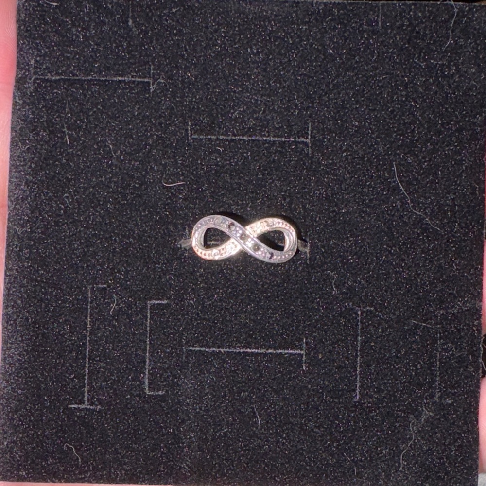 Infinite Promise 1/10 CT.T.W. Color-Enhanced Black & Natural White Diamond Ring